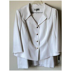 Tahari Women's 2-Piece Winter White Skirt Suit, 16W